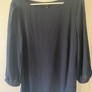 Banana Republic split-sleeve blouse. Medium. Navy blue